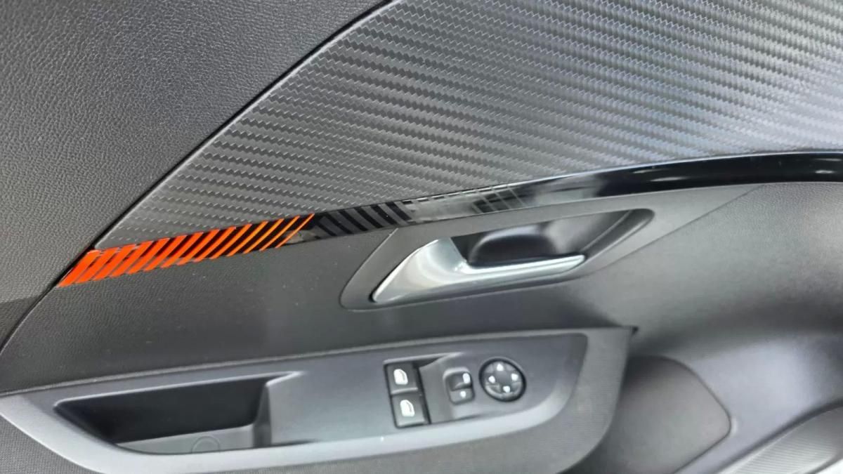 peugeot-208-2020-gasolina-1199cc