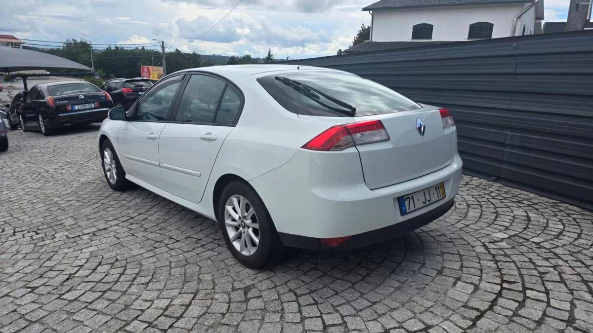 renault-laguna-2007-diesel-1461cc