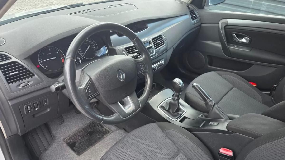 renault-laguna-2007-diesel-1461cc