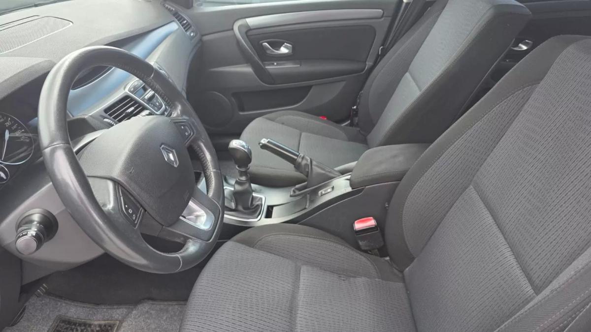 renault-laguna-2007-diesel-1461cc