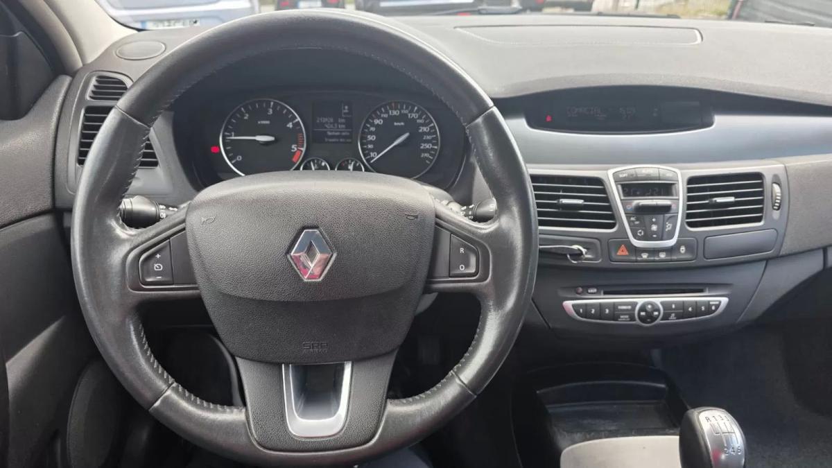 renault-laguna-2007-diesel-1461cc