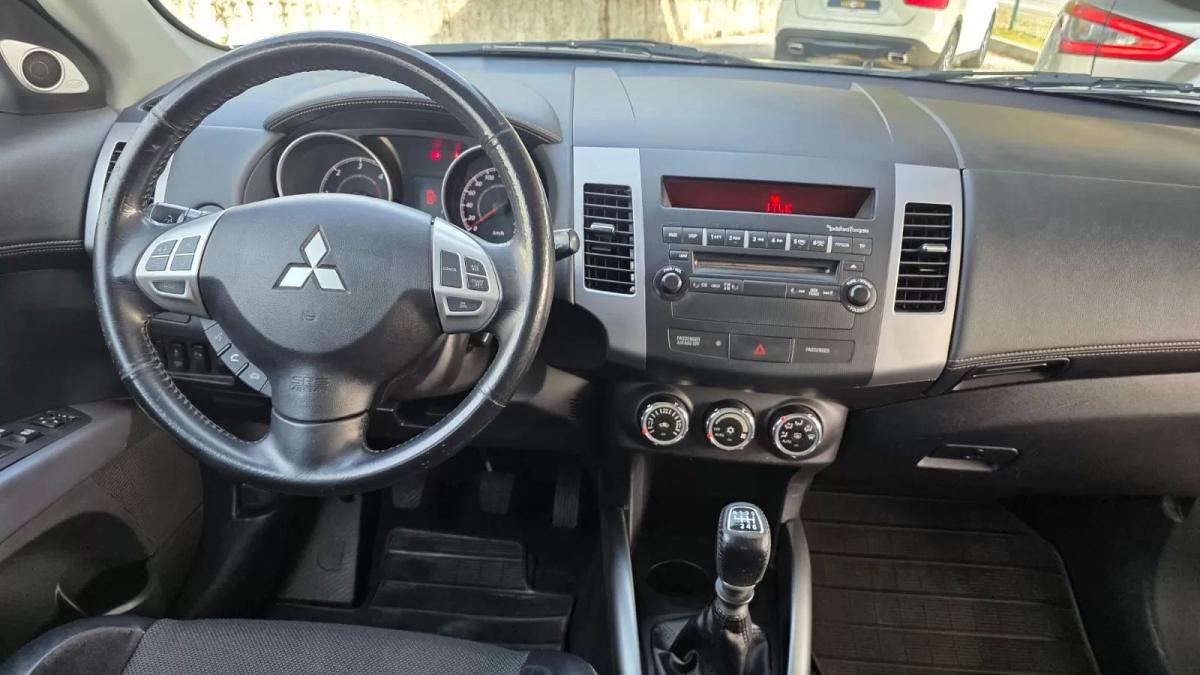 mitsubishi-outlander-2011-diesel-2268cc