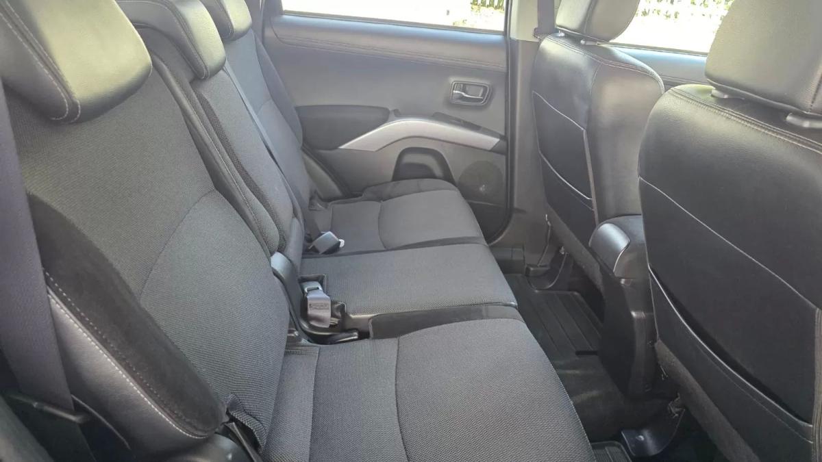 mitsubishi-outlander-2011-diesel-2268cc