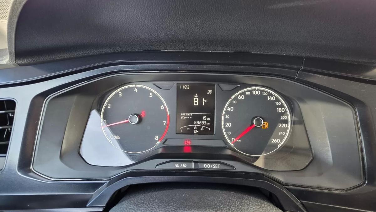 volkswagen-polo-2018-gasolina-999cc
