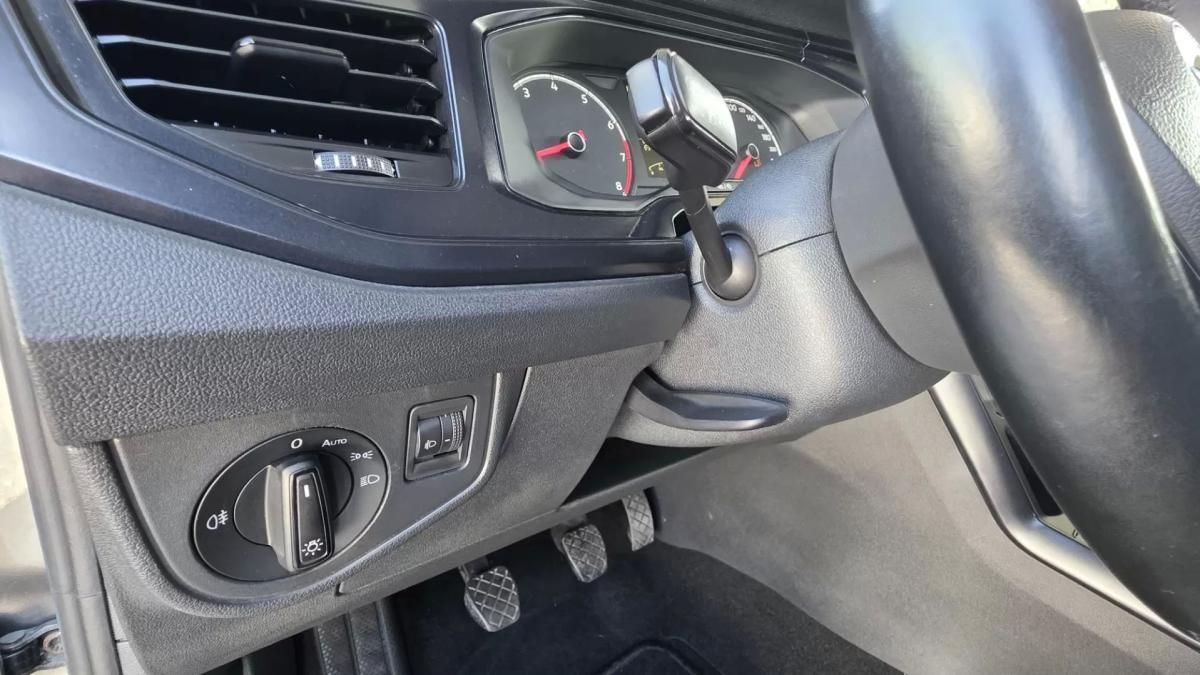 volkswagen-polo-2018-gasolina-999cc