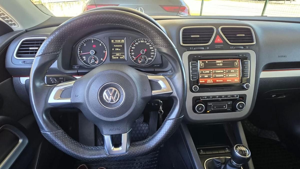 volkswagen-scirocco-2012-diesel-1968cc