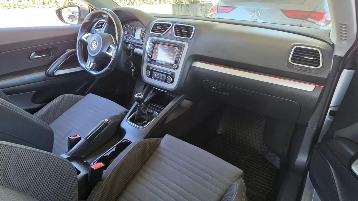 volkswagen-scirocco-2012-diesel-1968cc