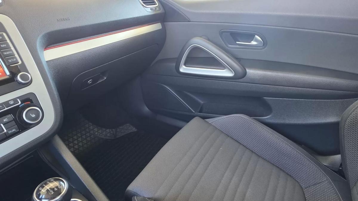 volkswagen-scirocco-2012-diesel-1968cc