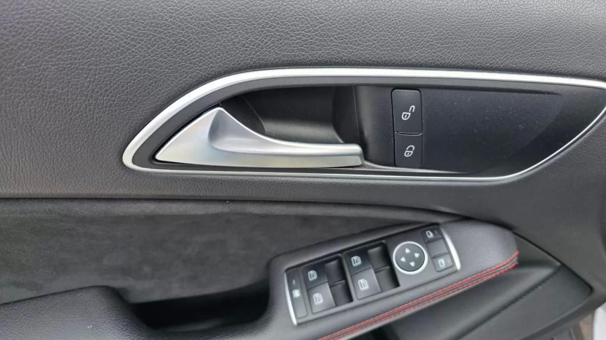 mercedes-benz-classe-a-2015-gasolina-1595cc