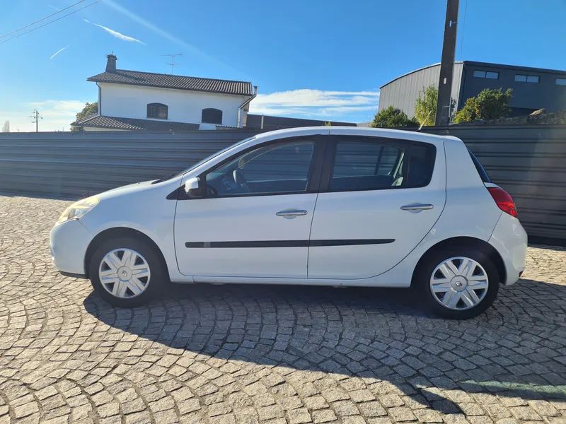 renault-clio-2011-diesel-1461cc