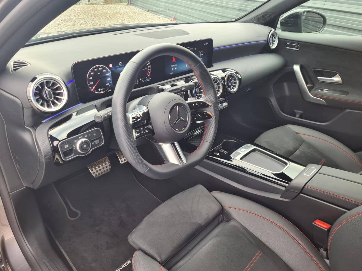 mercedes-benz-classe-a-2024-hibrido-a-gasolina-1332cc
