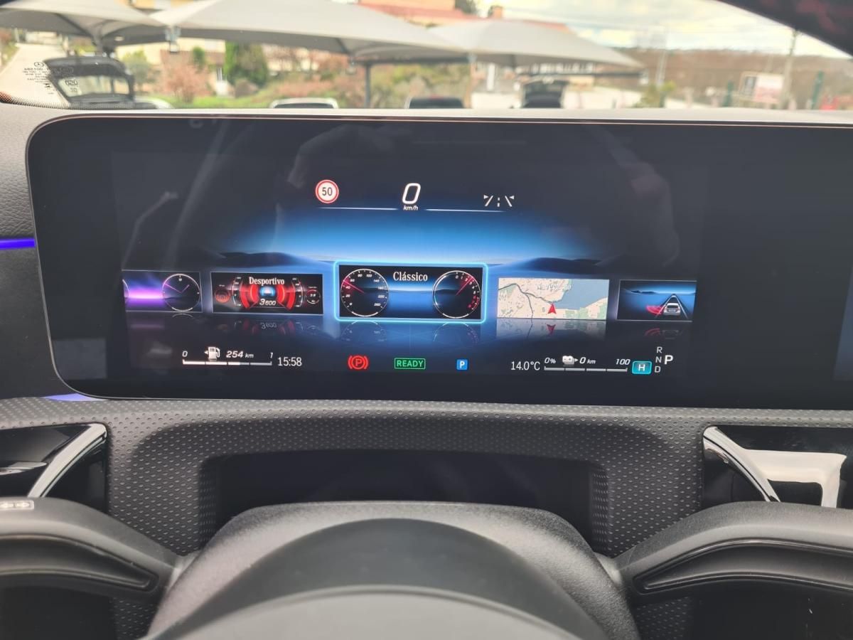 mercedes-benz-classe-a-2024-hibrido-a-gasolina-1332cc
