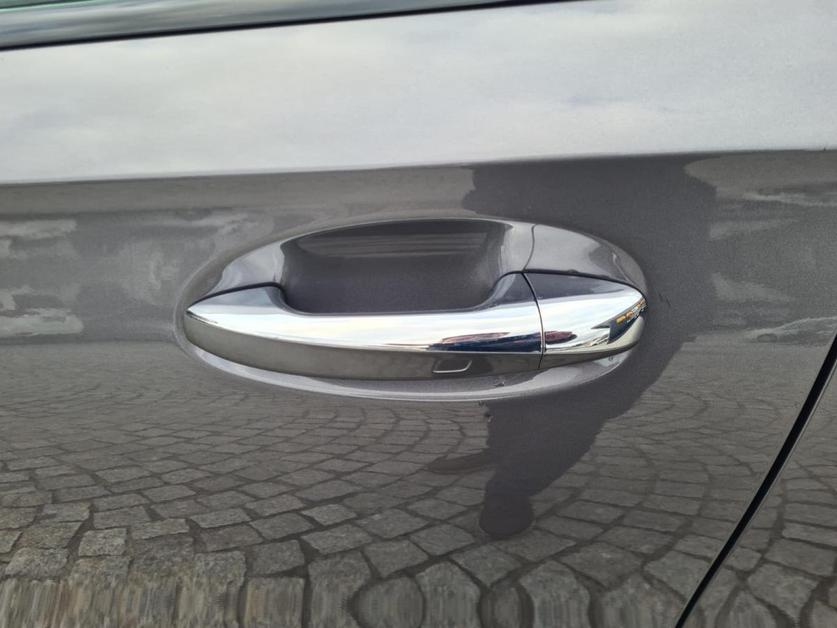 mercedes-benz-classe-a-2024-hibrido-a-gasolina-1332cc