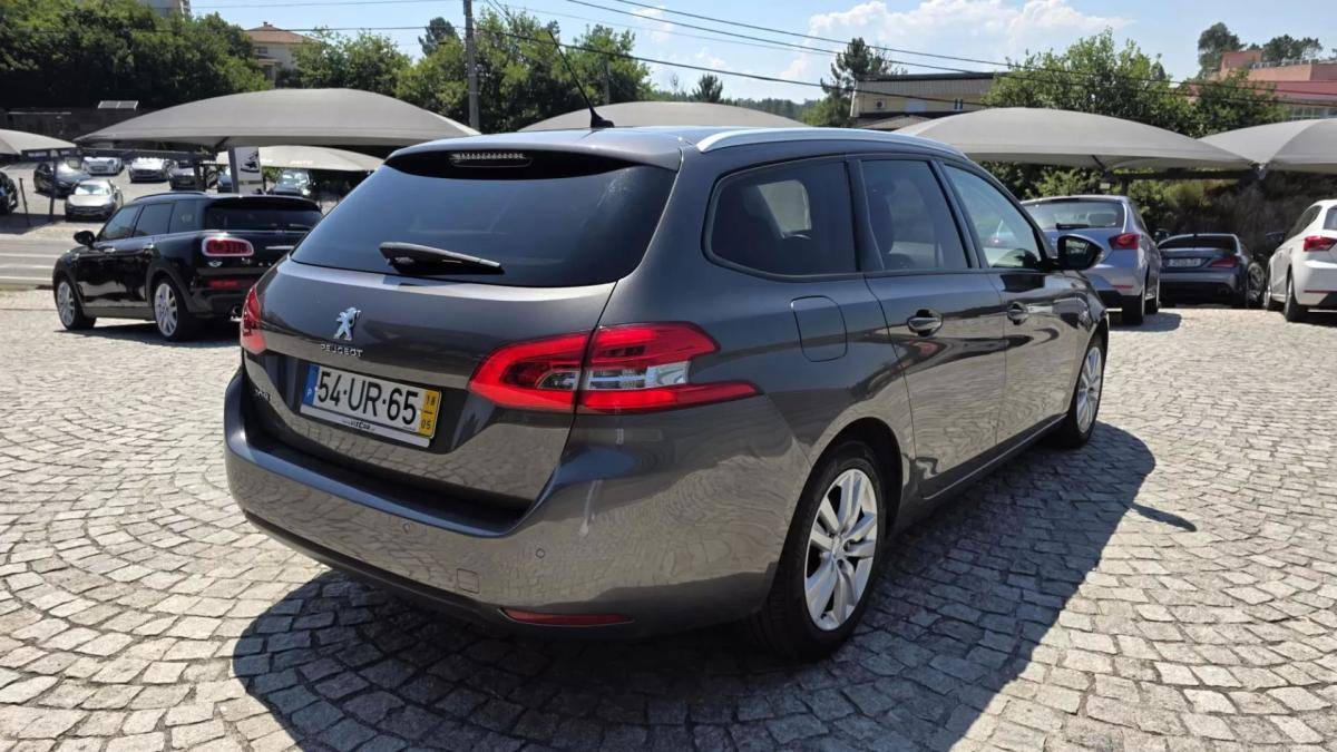 peugeot-308-sw-2018-diesel-1560cc