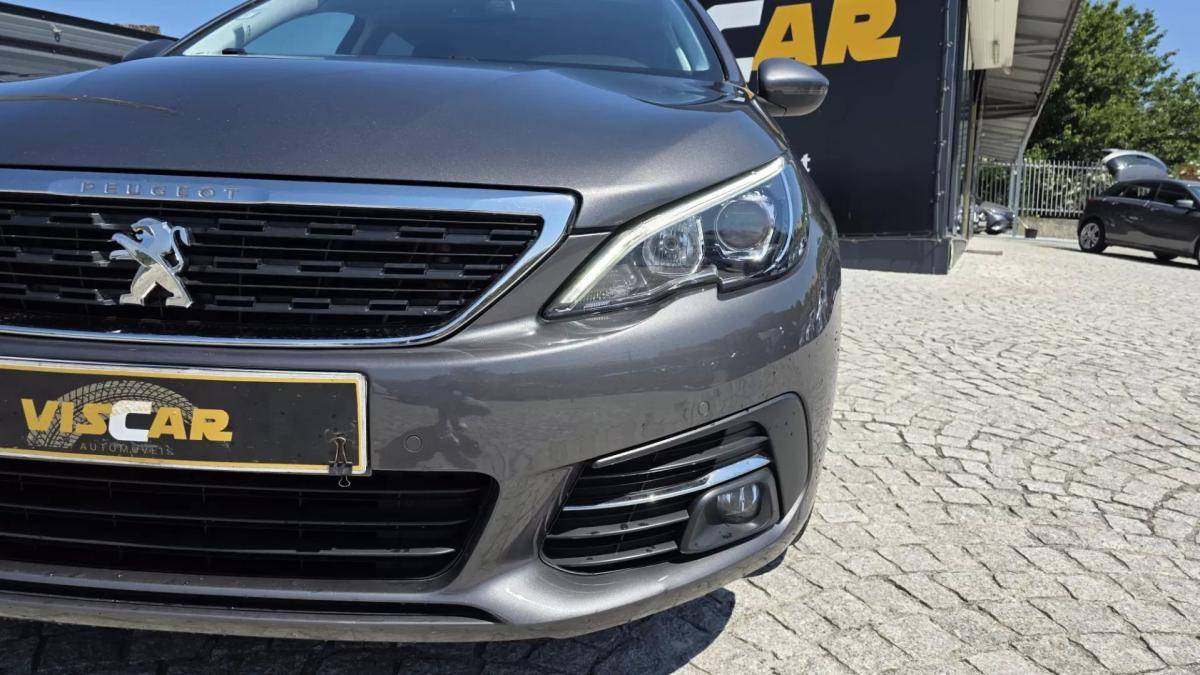 peugeot-308-sw-2018-diesel-1560cc