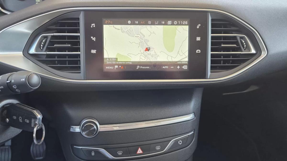 peugeot-308-sw-2018-diesel-1560cc