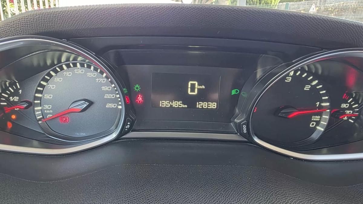 peugeot-308-sw-2018-diesel-1560cc