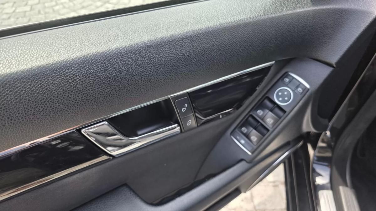 mercedes-benz-classe-c-2011-diesel-2143cc