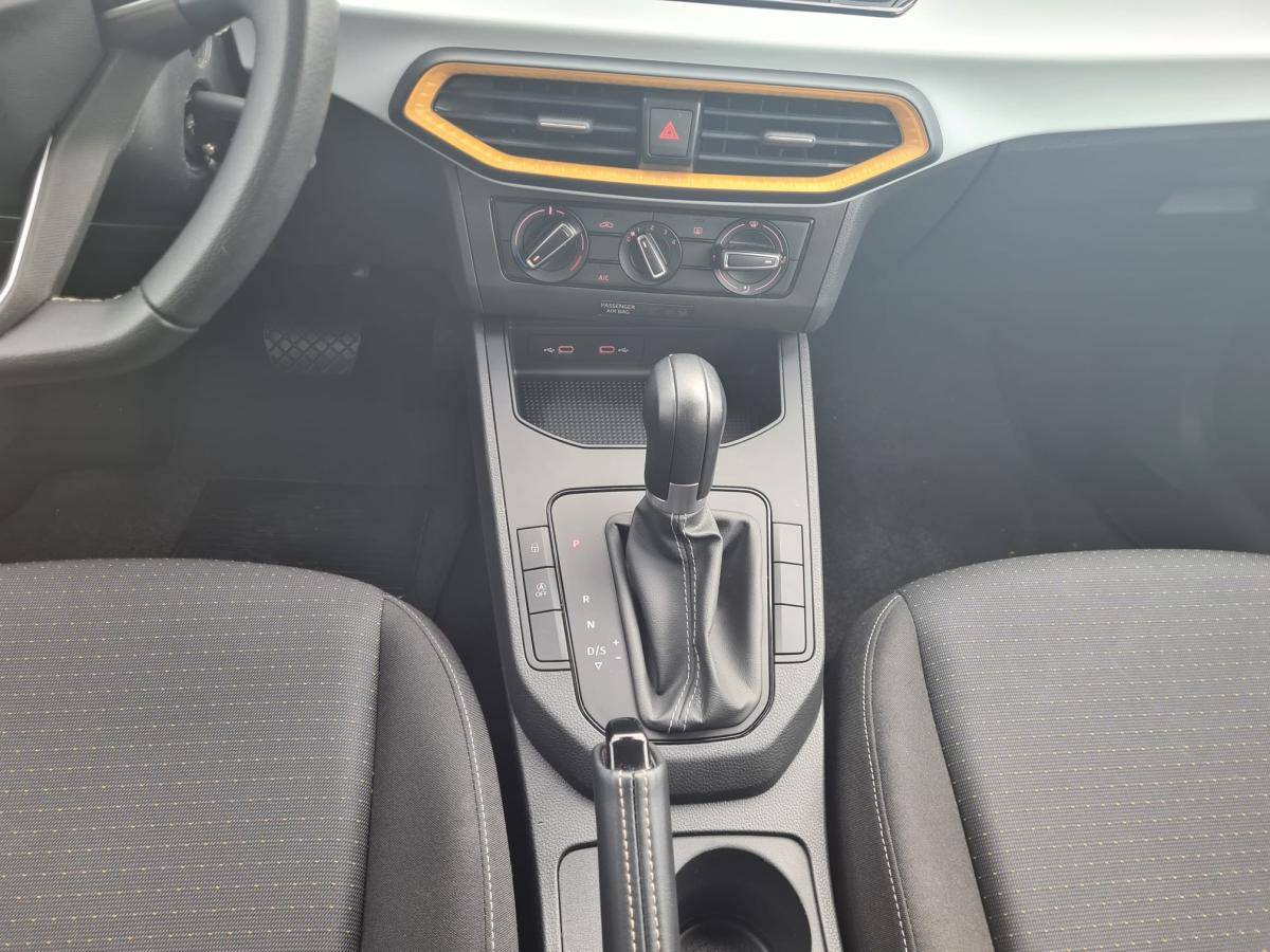 seat-ibiza-2024-gasolina-999cc