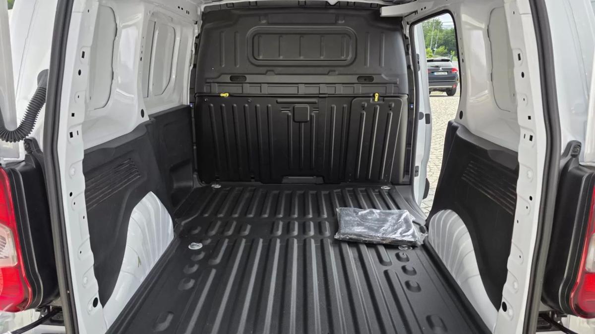 citroen-berlingo-2022-diesel-1499cc