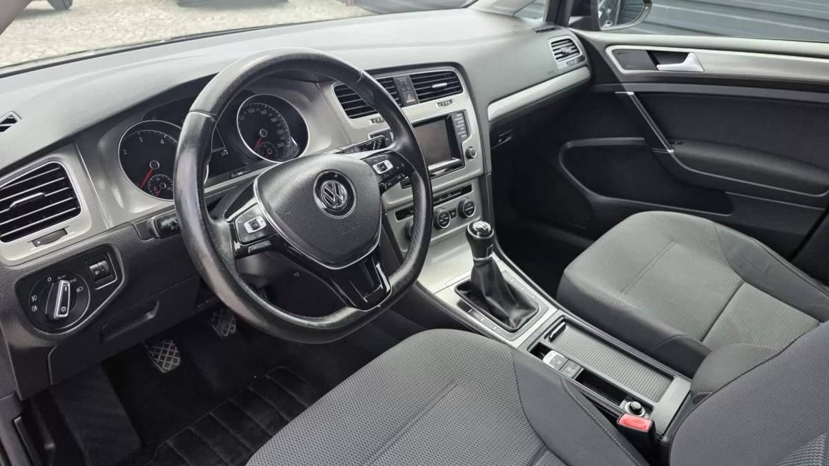 volkswagen-golf-2015-diesel-1598cc