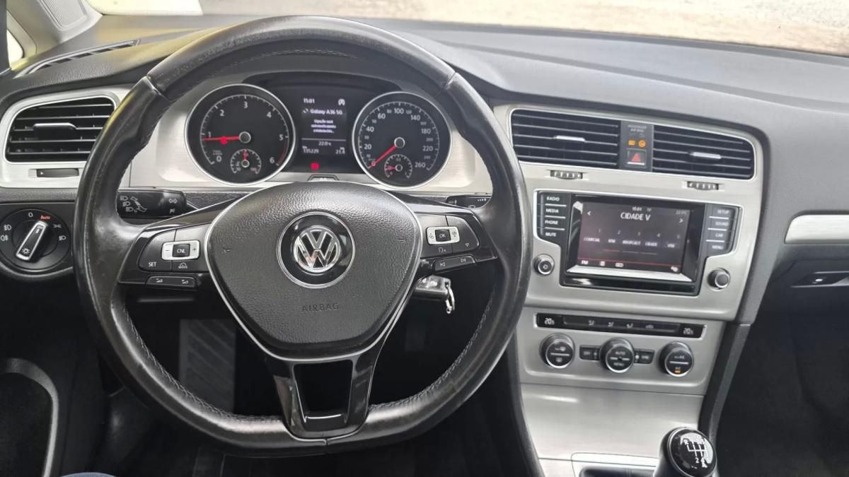 volkswagen-golf-2015-diesel-1598cc