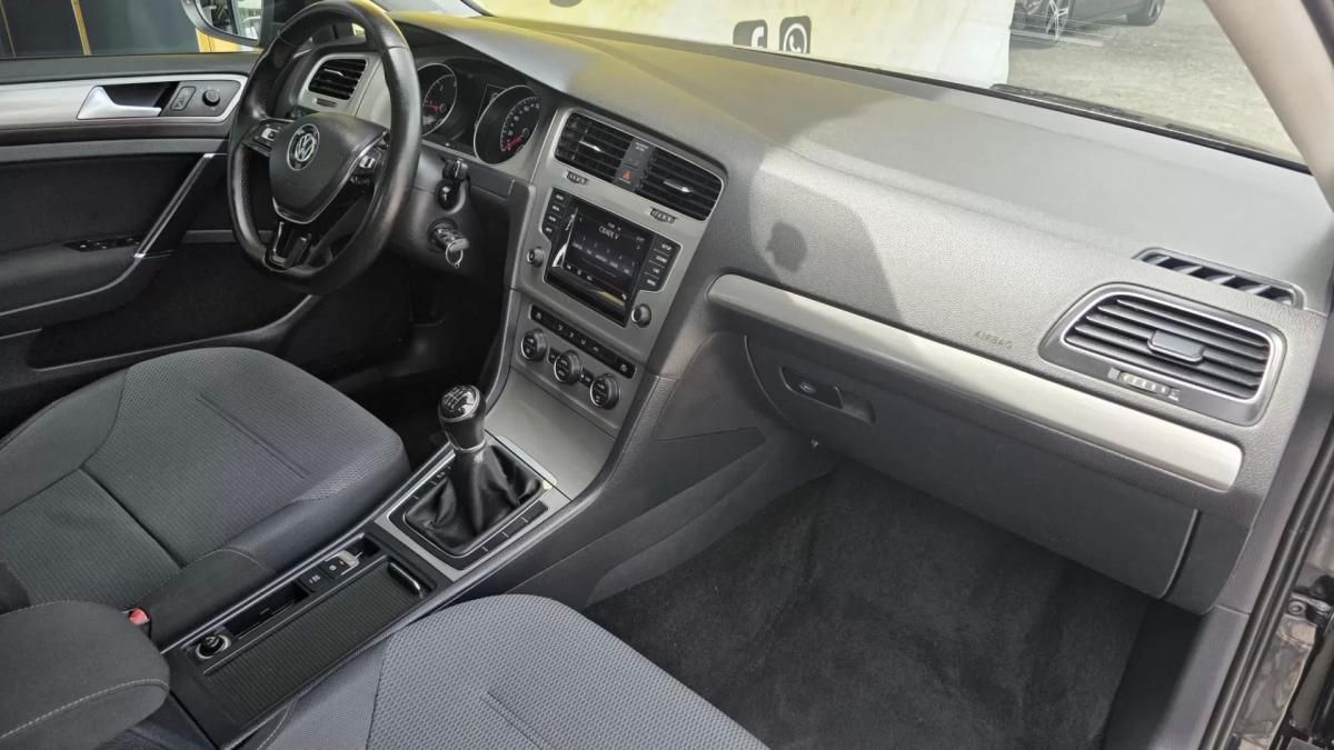 volkswagen-golf-2015-diesel-1598cc
