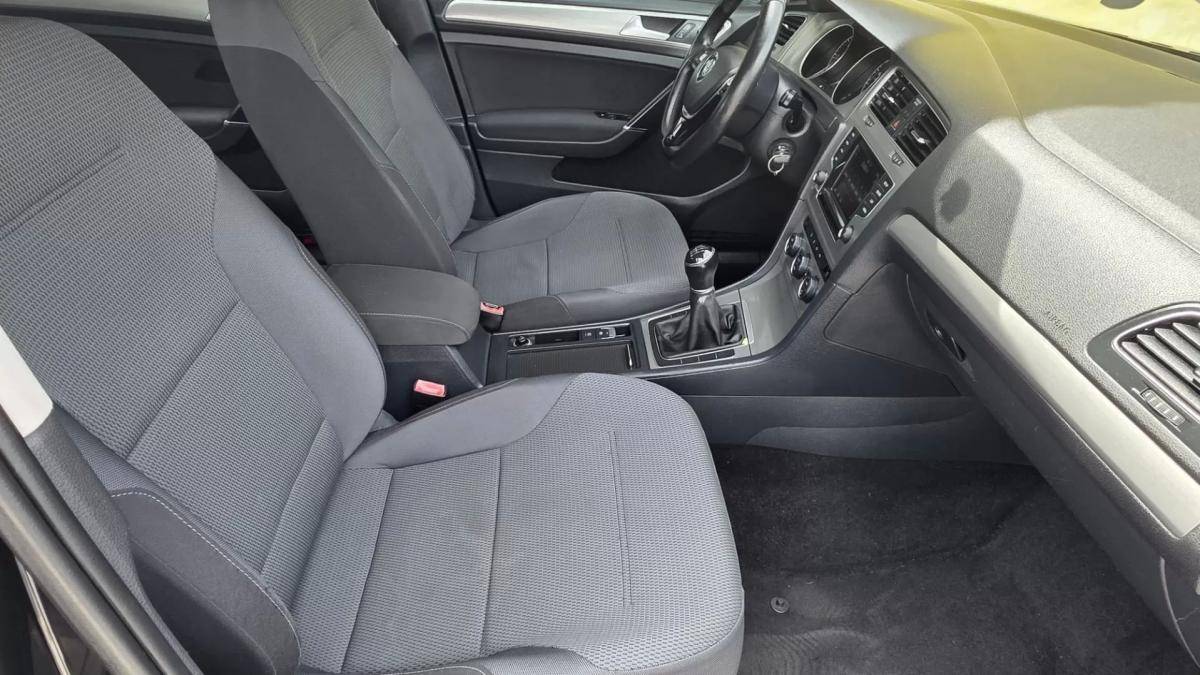 volkswagen-golf-2015-diesel-1598cc
