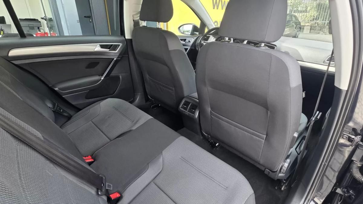 volkswagen-golf-2015-diesel-1598cc