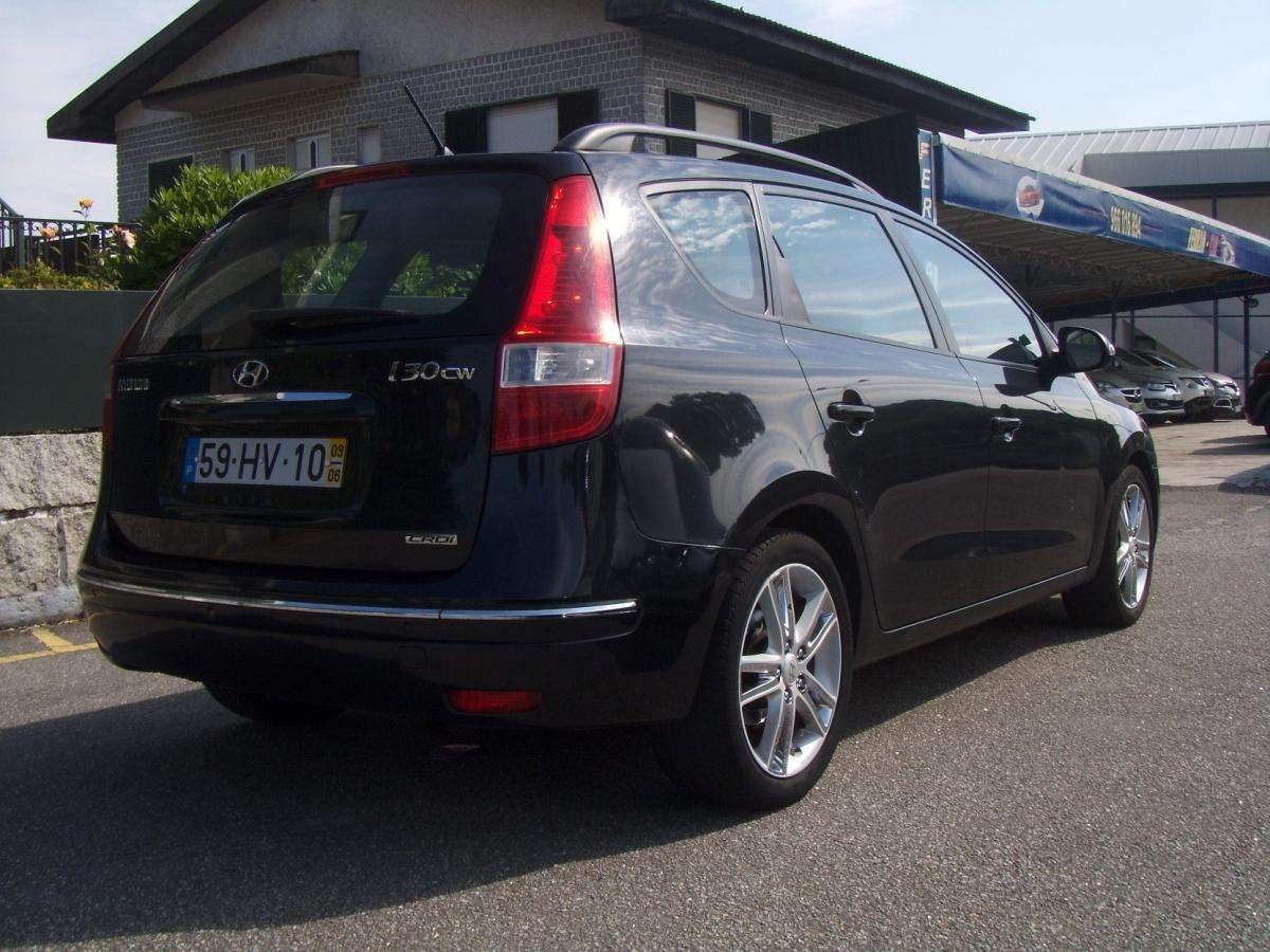 hyundai-i30-2009-diesel-1582cc