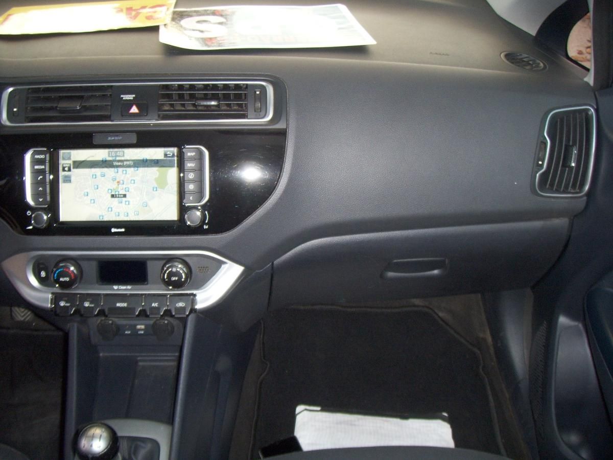 kia-rio-2017-gasolina-1248cc