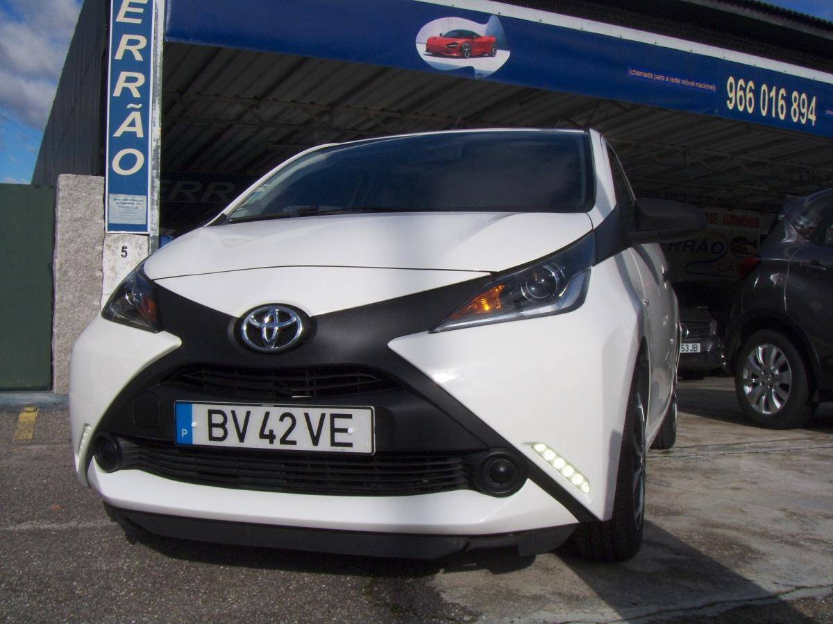 toyota-aygo-2016-gasolina-998cc
