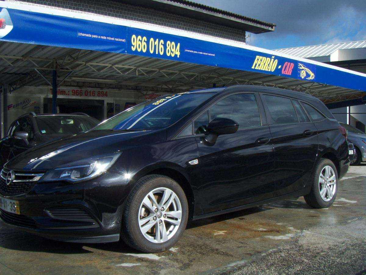 opel-astra-sport-tourer-2018-diesel-1598cc