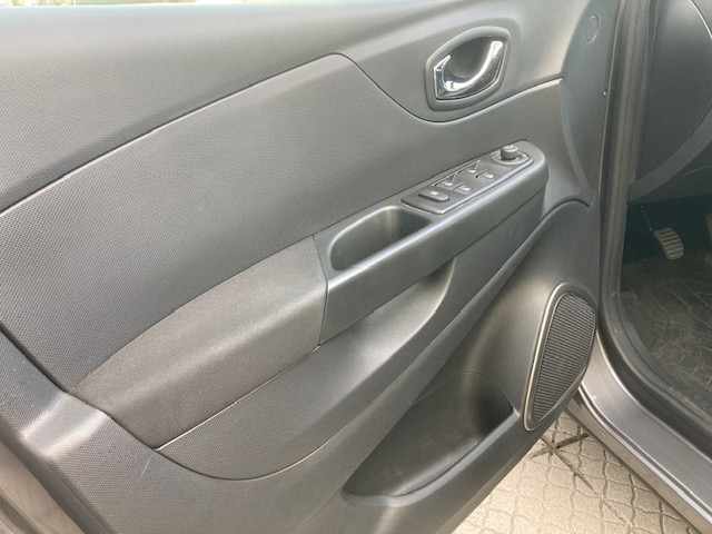 renault-captur-0-9-tce-2013-gasolina-898cc