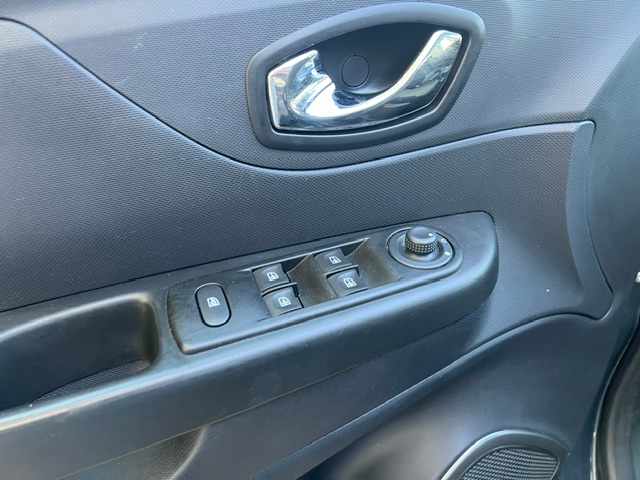 renault-captur-1-5-dci-2015-diesel-1461cc