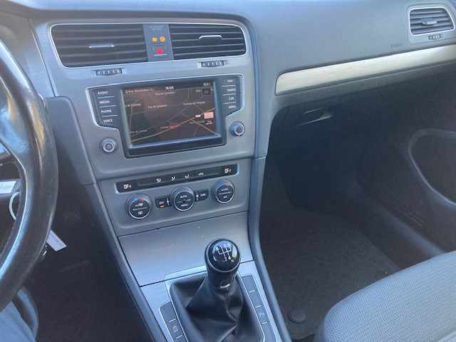 volkswagen-golf-1-6-tdi-bluemotion-2016-diesel-1598cc