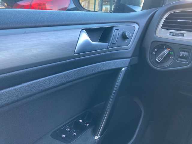 volkswagen-golf-1-6-tdi-bluemotion-2016-diesel-1598cc