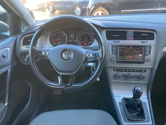 volkswagen-golf-1-6-tdi-bluemotion-2016-diesel-1598cc