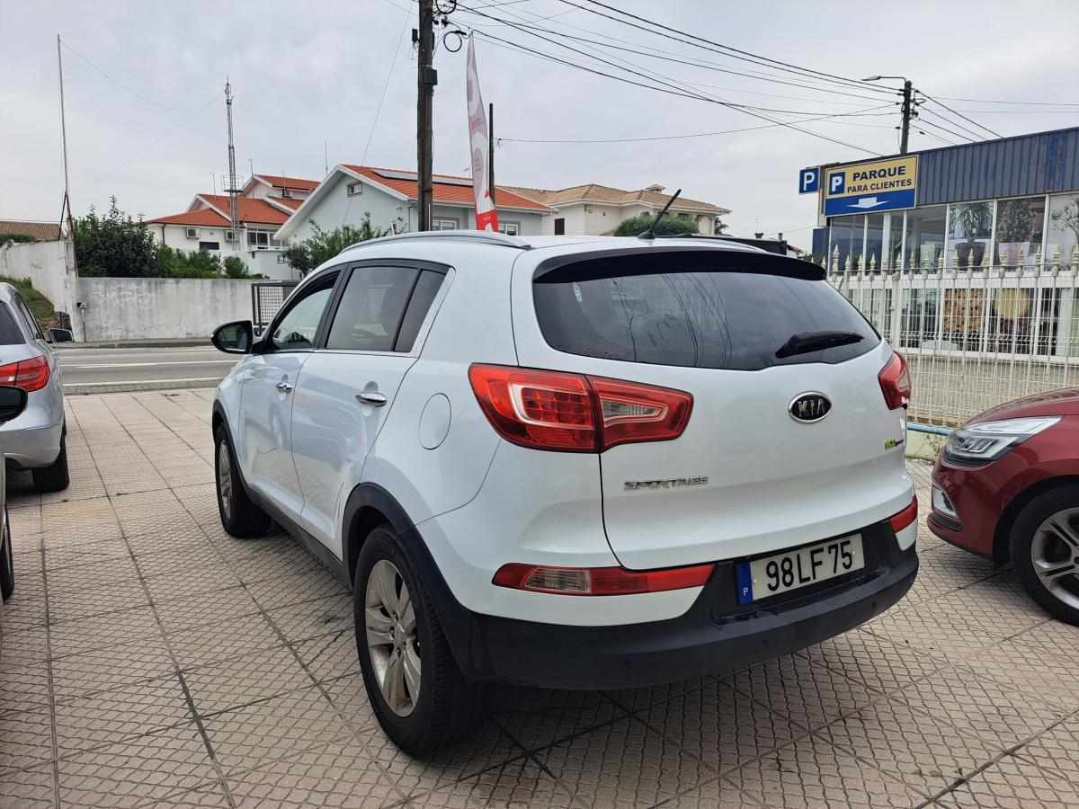 kia-sportage-1-7-116cv-2010-diesel-1685cc