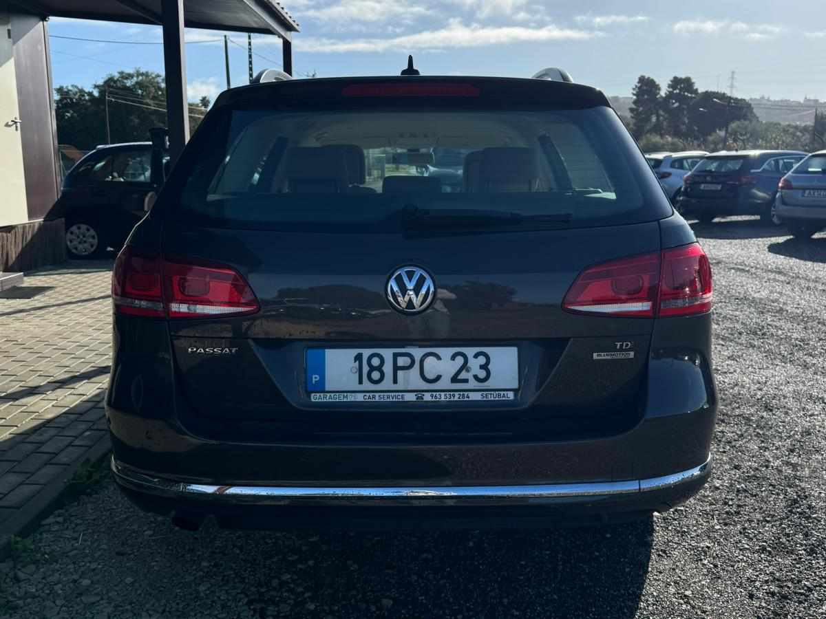 volkswagen-passat-1-6-tdi-bluemotion-2014-diesel-1598cc