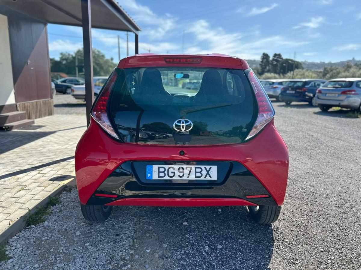 toyota-aygo-1-0-vvt-i-2017-gasolina-998cc