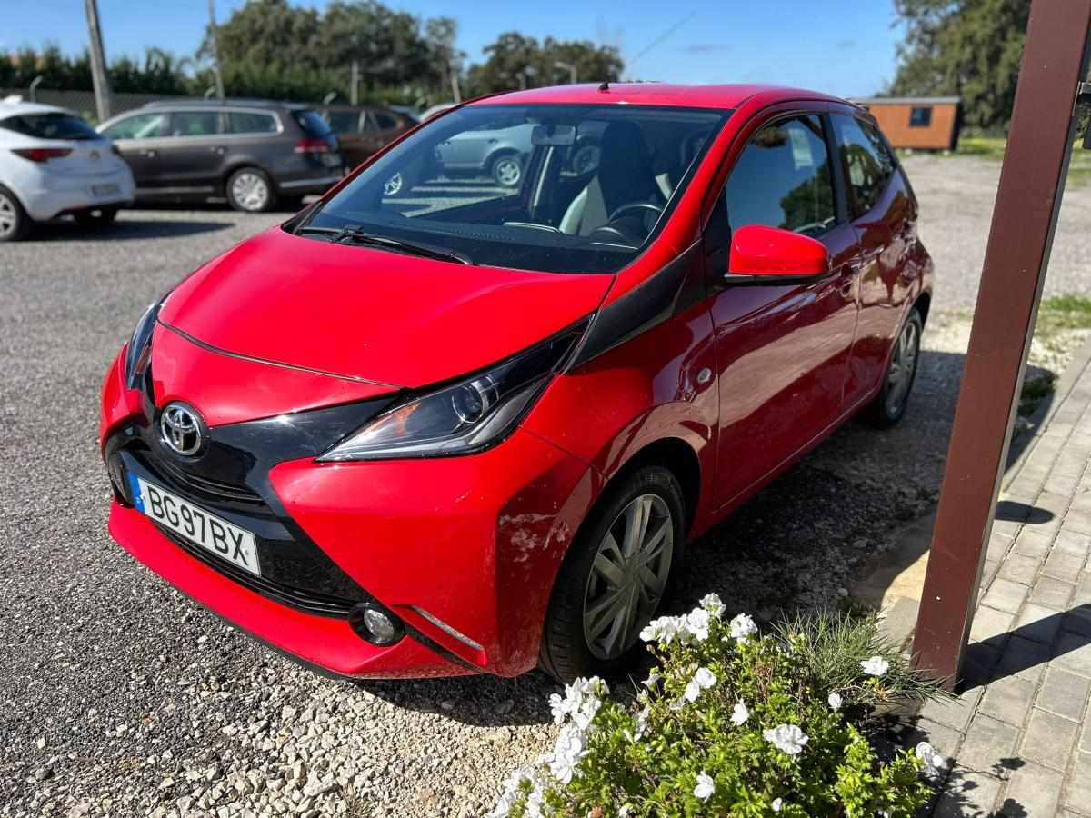 toyota-aygo-1-0-vvt-i-2017-gasolina-998cc