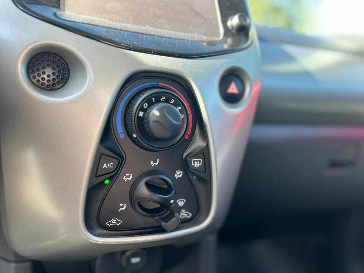 toyota-aygo-1-0-vvt-i-2017-gasolina-998cc