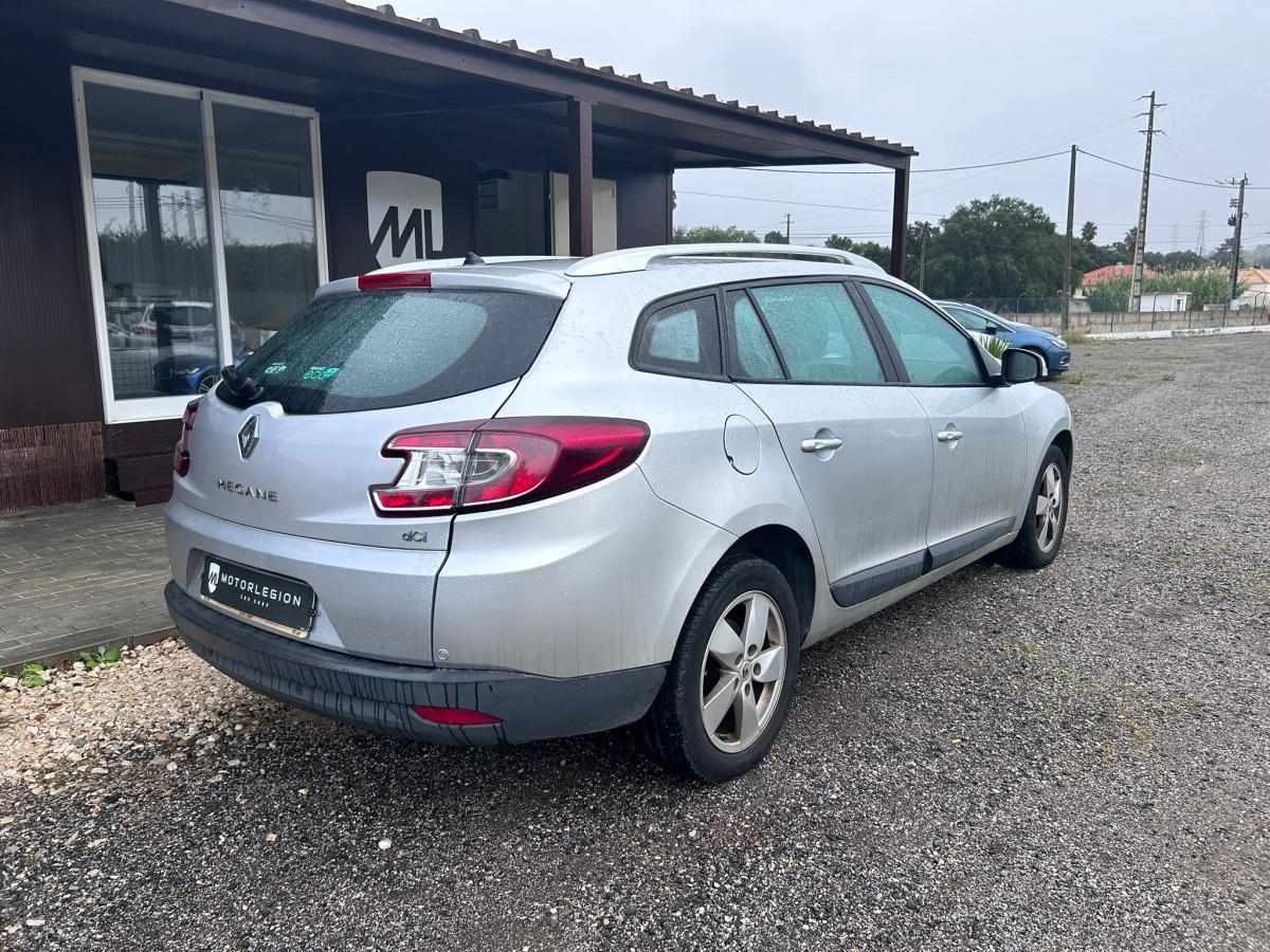 renault-megane-1-5-dci-2011-diesel-1461cc
