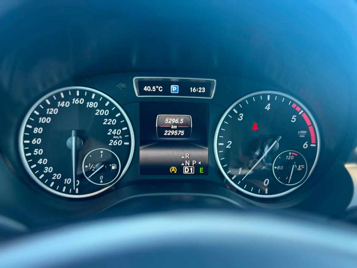 mercedes-benz-classe-a-a-180-cdi-blueefficiency-2015-diesel-1461cc