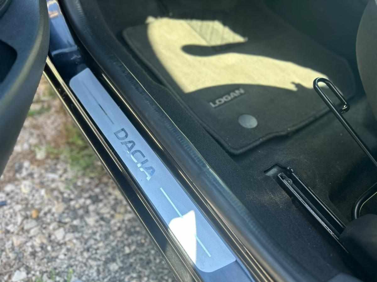 dacia-logan-0-9-tce-2017-gasolina-898cc
