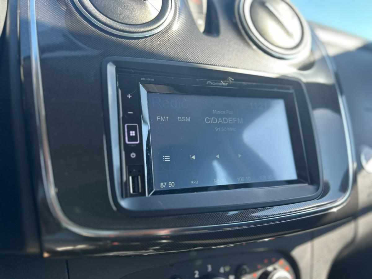 dacia-logan-0-9-tce-2017-gasolina-898cc