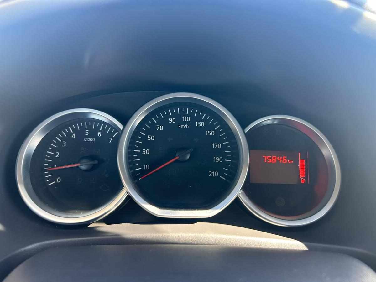 dacia-logan-0-9-tce-2017-gasolina-898cc