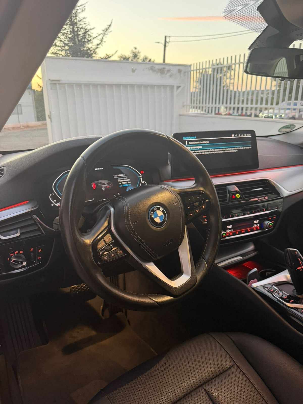 bmw-serie-5-2022-hibrido-a-gasolina-1998cc