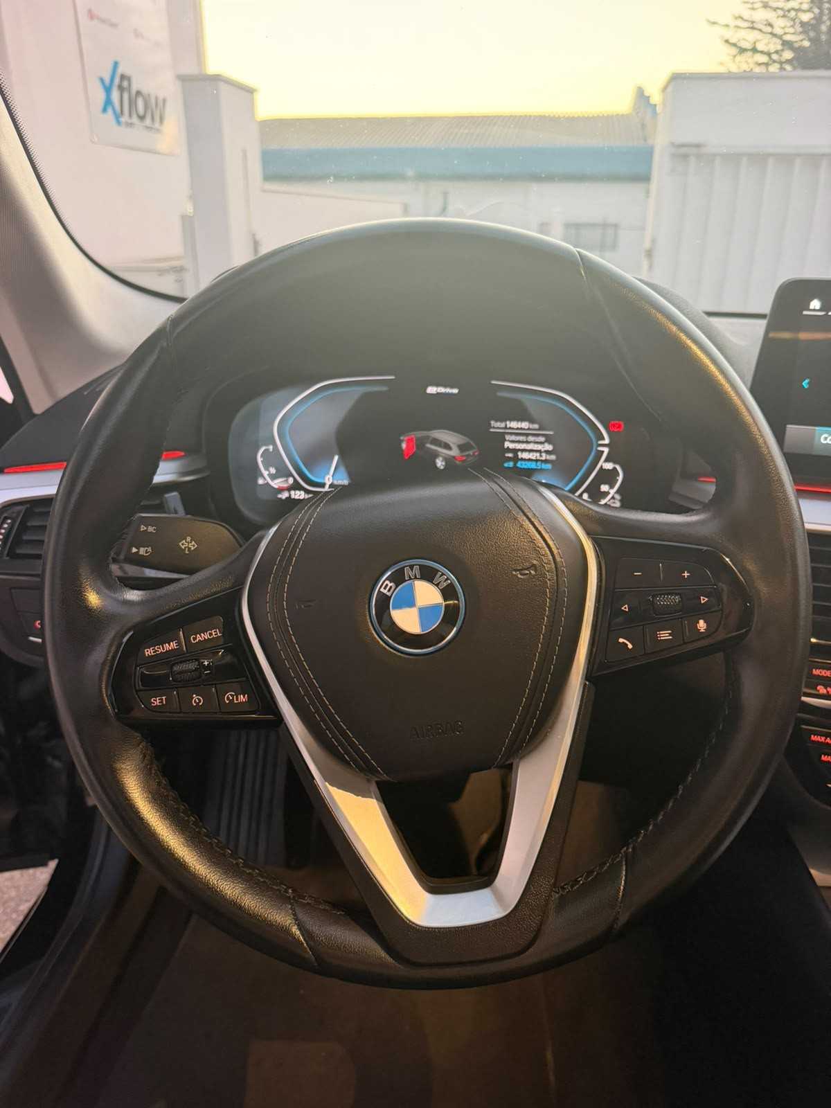 bmw-serie-5-2022-hibrido-a-gasolina-1998cc